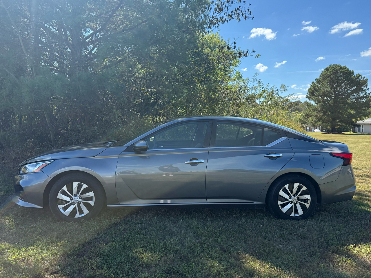 2020 Nissan Altima 2.5 S photo 5