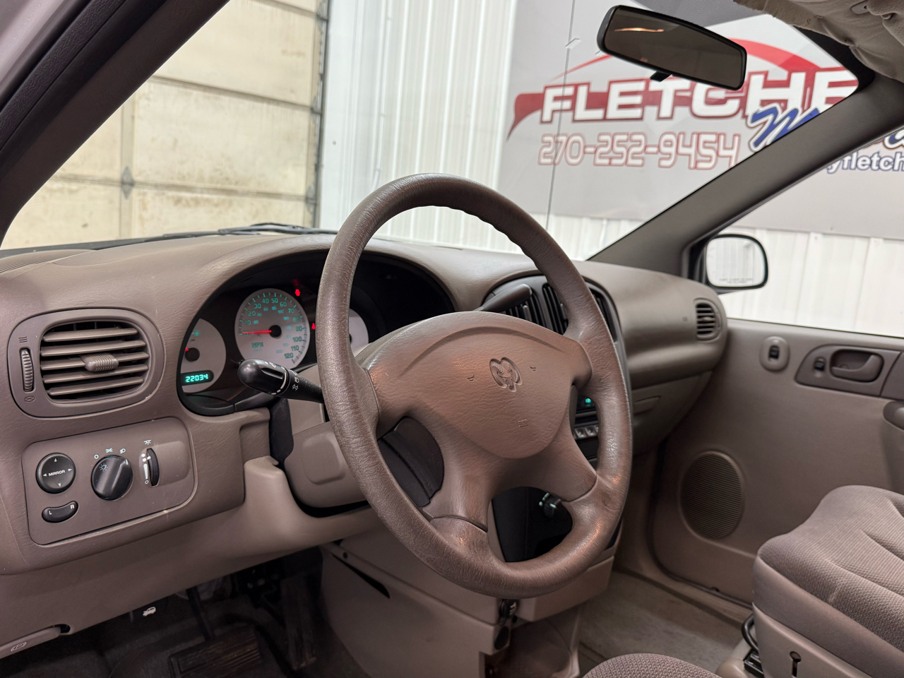 Dodge Caravan 4dr SE 113" WB 2002 Dodge Caravan 4dr SE 113" WB 2002