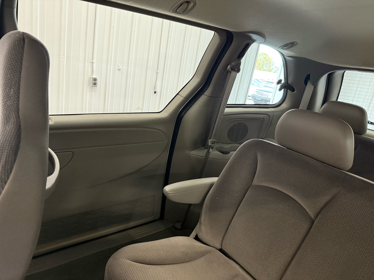 Dodge Caravan 4dr SE 113" WB 2002 Dodge Caravan 4dr SE 113" WB 2002