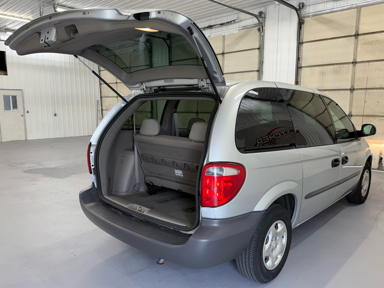 Dodge Caravan 4dr SE 113" WB 2002 Dodge Caravan 4dr SE 113" WB 2002