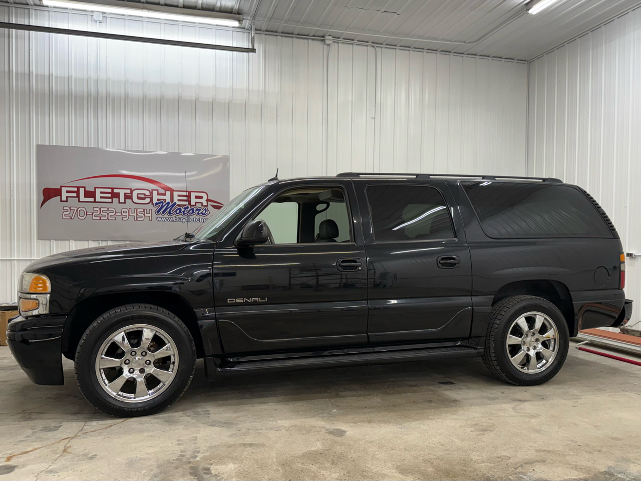 GMC Yukon XL Denali 4dr 1500 AWD 2005 GMC Yukon XL Denali 4dr 1500 AWD 2005