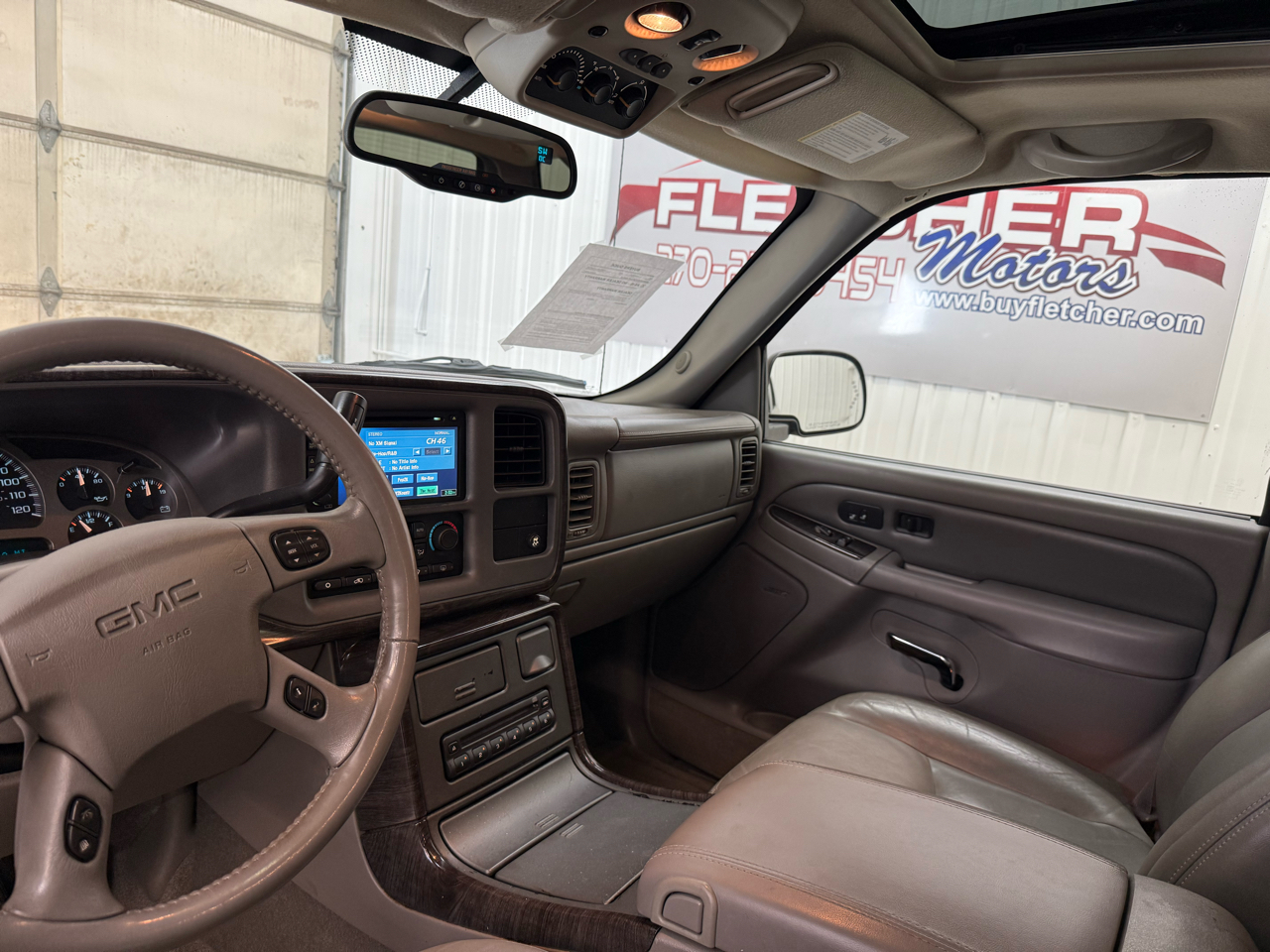 GMC Yukon XL Denali 4dr 1500 AWD 2005 GMC Yukon XL Denali 4dr 1500 AWD 2005