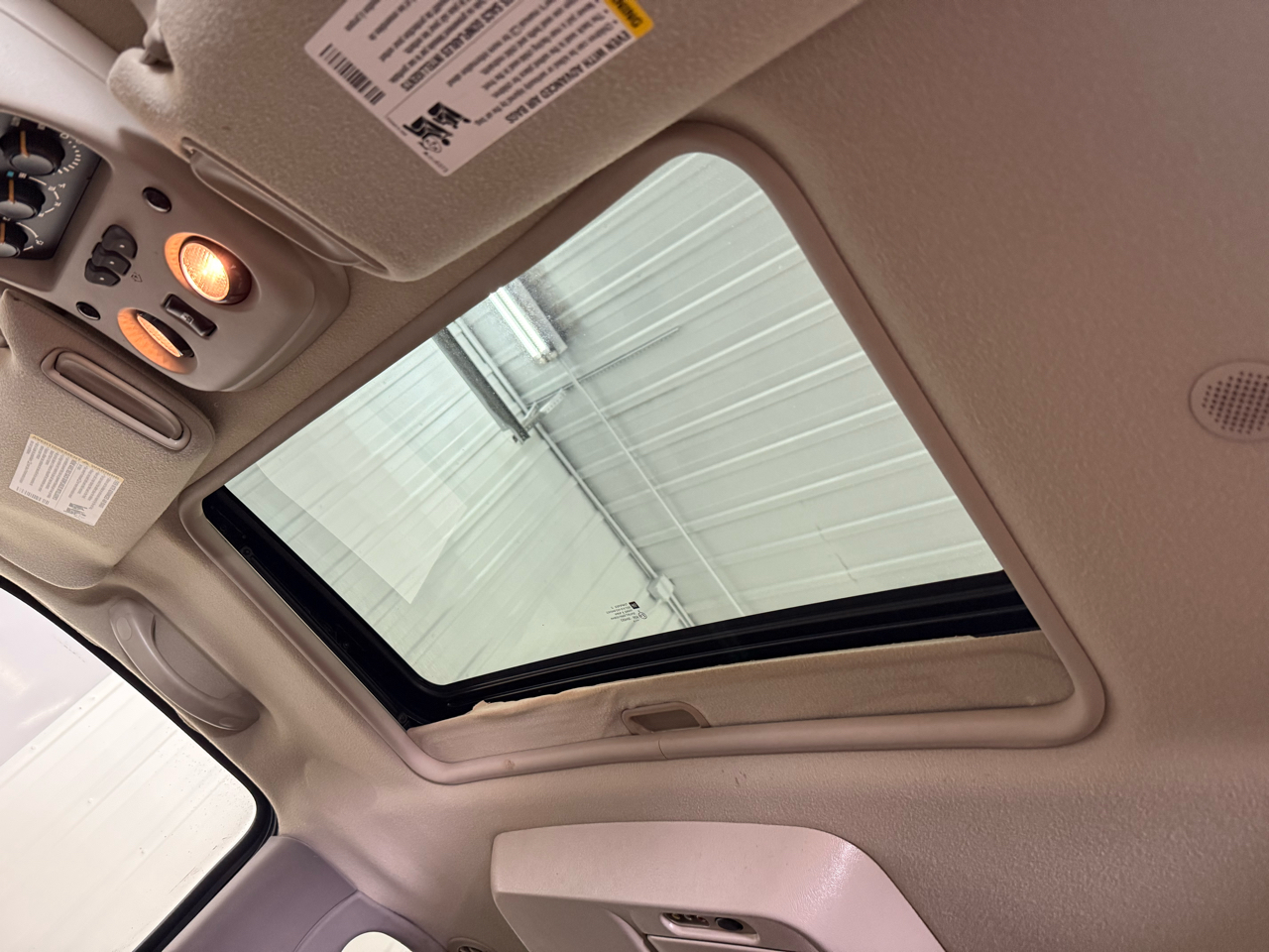 GMC Yukon XL Denali 4dr 1500 AWD 2005 GMC Yukon XL Denali 4dr 1500 AWD 2005