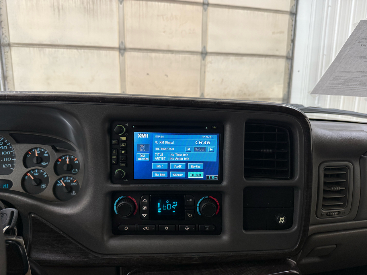 GMC Yukon XL Denali 4dr 1500 AWD 2005 GMC Yukon XL Denali 4dr 1500 AWD 2005