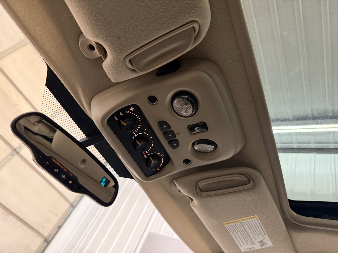 GMC Yukon XL Denali 4dr 1500 AWD 2005 GMC Yukon XL Denali 4dr 1500 AWD 2005