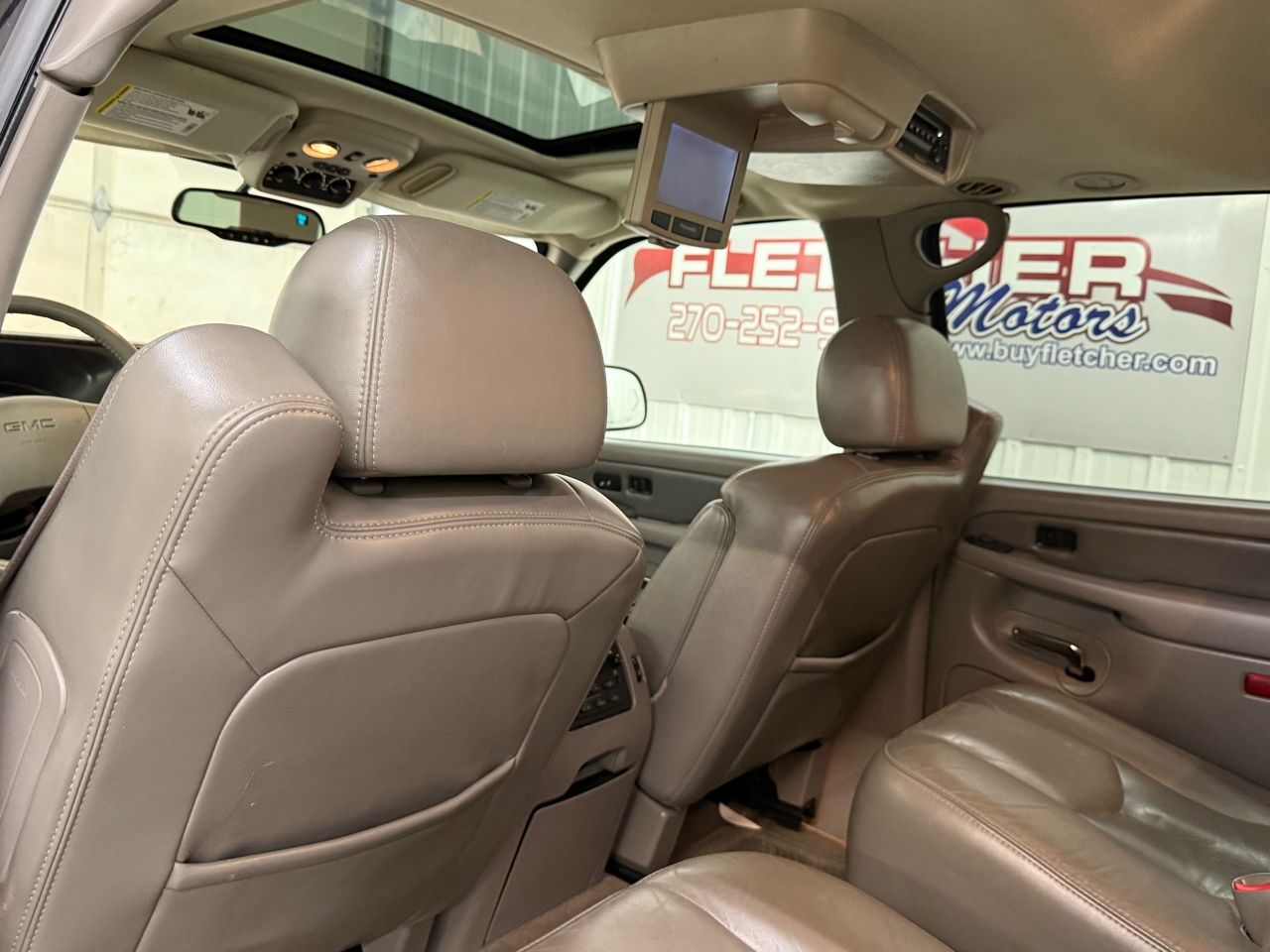 GMC Yukon XL Denali 4dr 1500 AWD 2005 GMC Yukon XL Denali 4dr 1500 AWD 2005