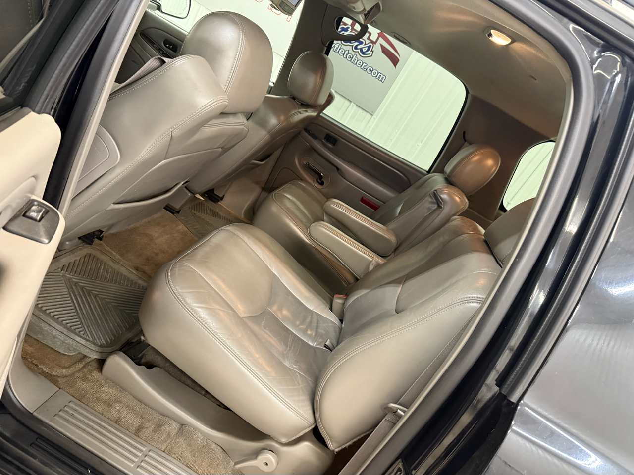 GMC Yukon XL Denali 4dr 1500 AWD 2005 GMC Yukon XL Denali 4dr 1500 AWD 2005