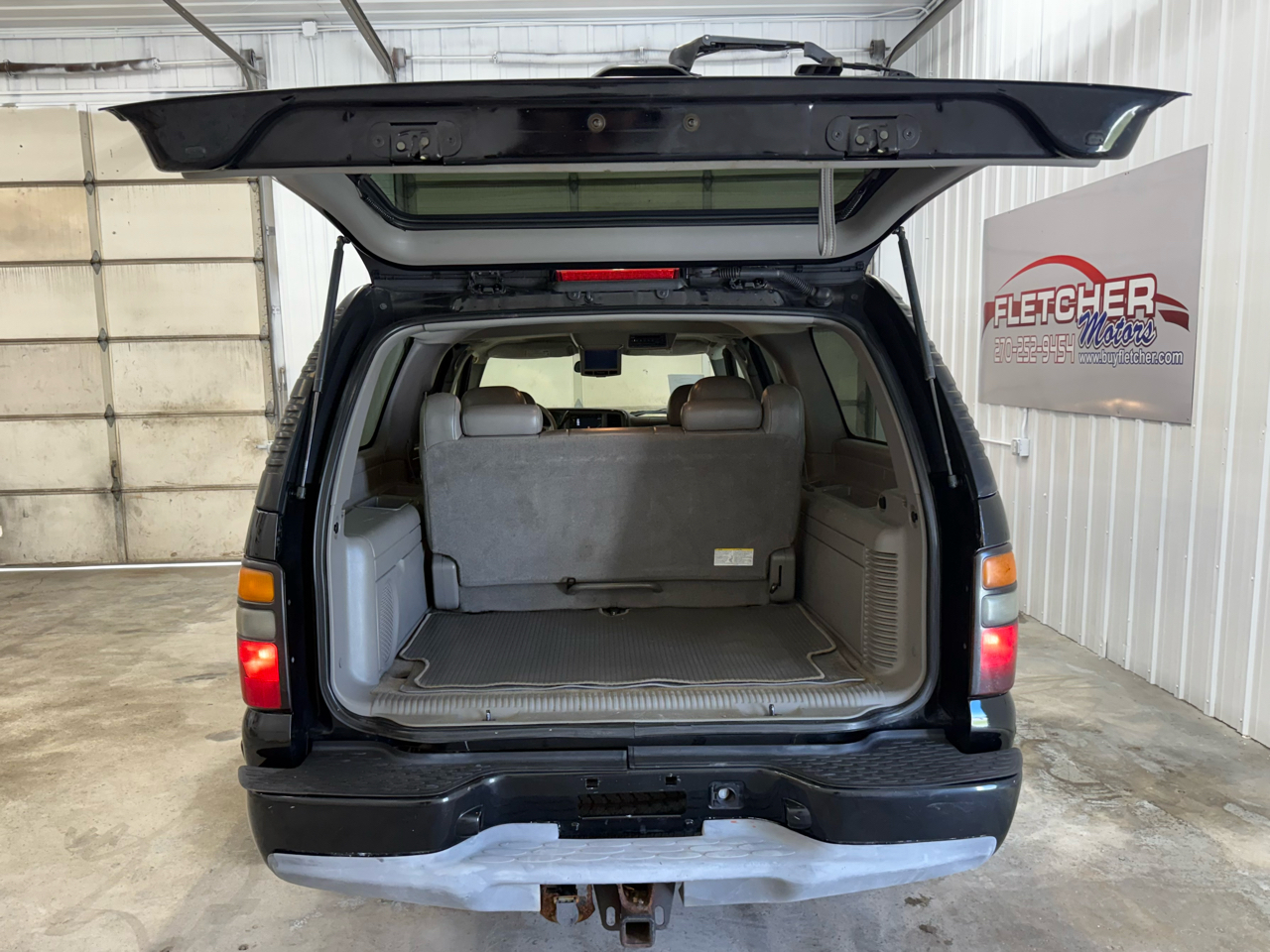 GMC Yukon XL Denali 4dr 1500 AWD 2005 GMC Yukon XL Denali 4dr 1500 AWD 2005