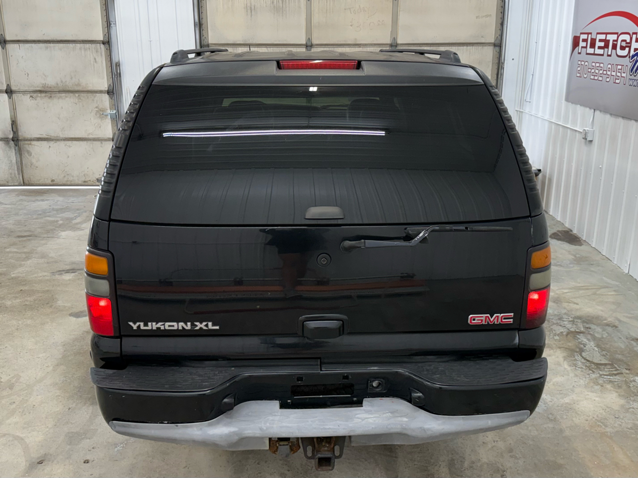 GMC Yukon XL Denali 4dr 1500 AWD 2005 GMC Yukon XL Denali 4dr 1500 AWD 2005