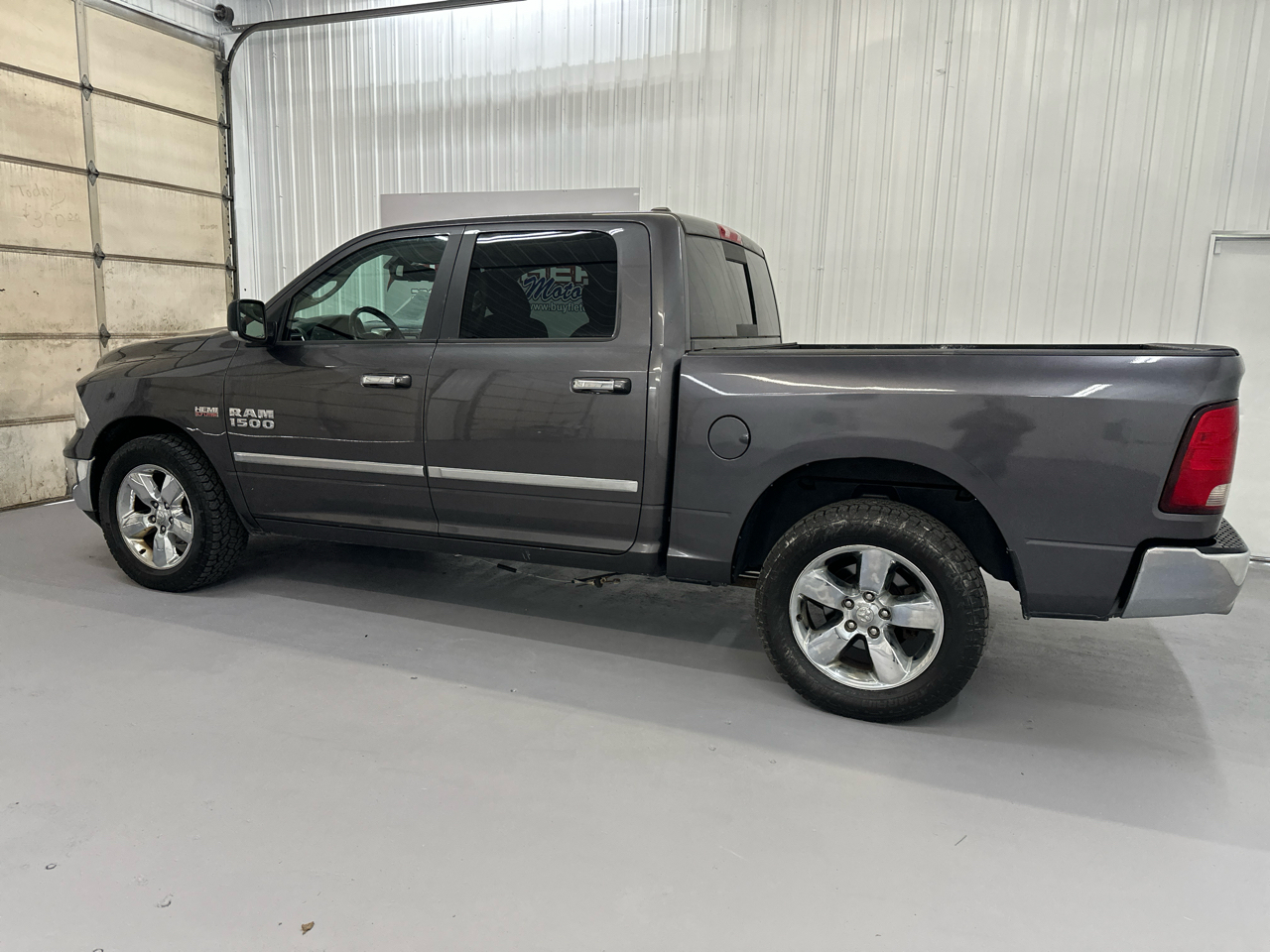 RAM 1500 4WD Crew Cab 140.5" Big Horn 2014 RAM 1500 4WD Crew Cab 140.5" Big Horn 2014