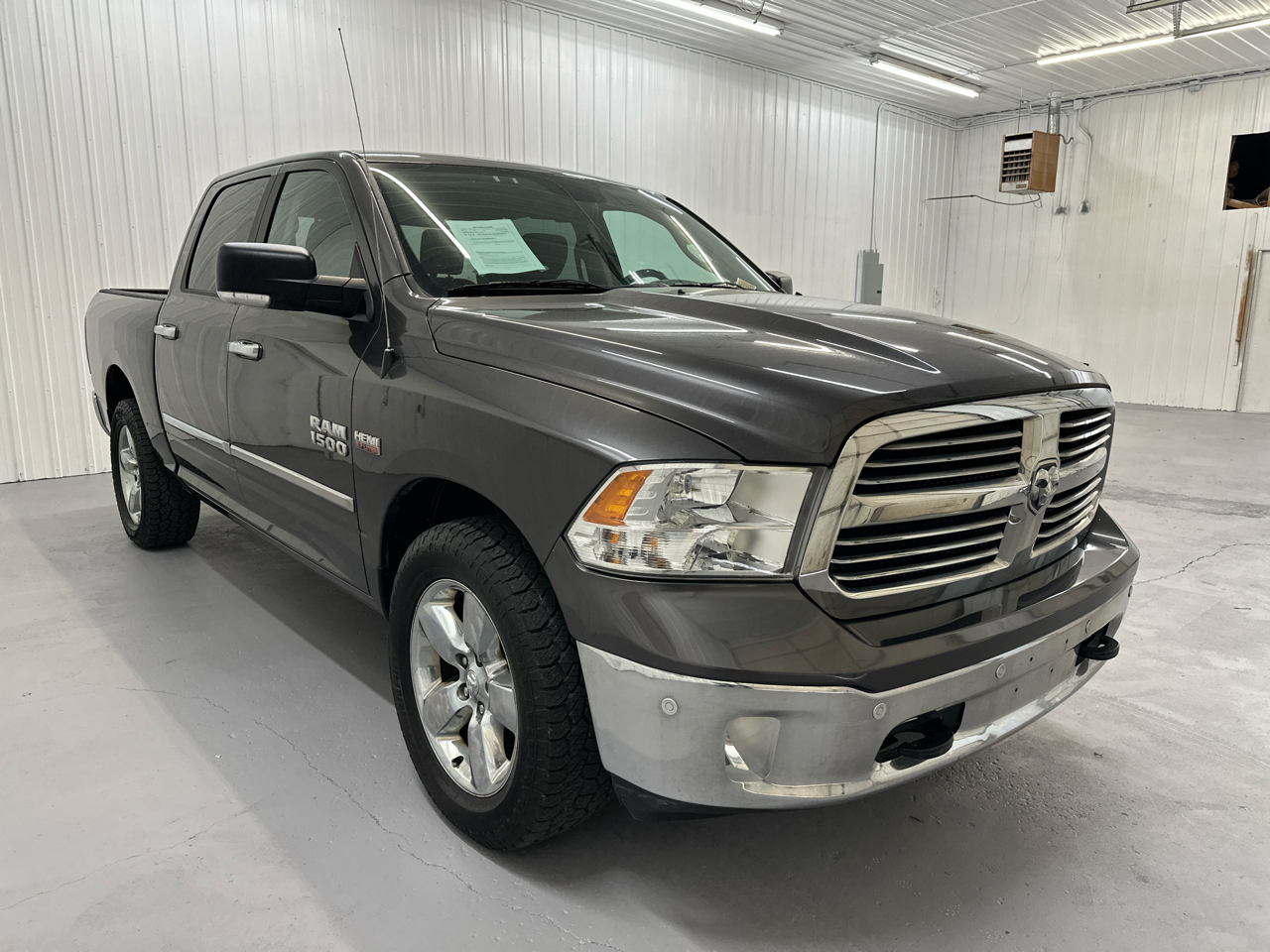 RAM 1500 4WD Crew Cab 140.5" Big Horn 2014 RAM 1500 4WD Crew Cab 140.5" Big Horn 2014