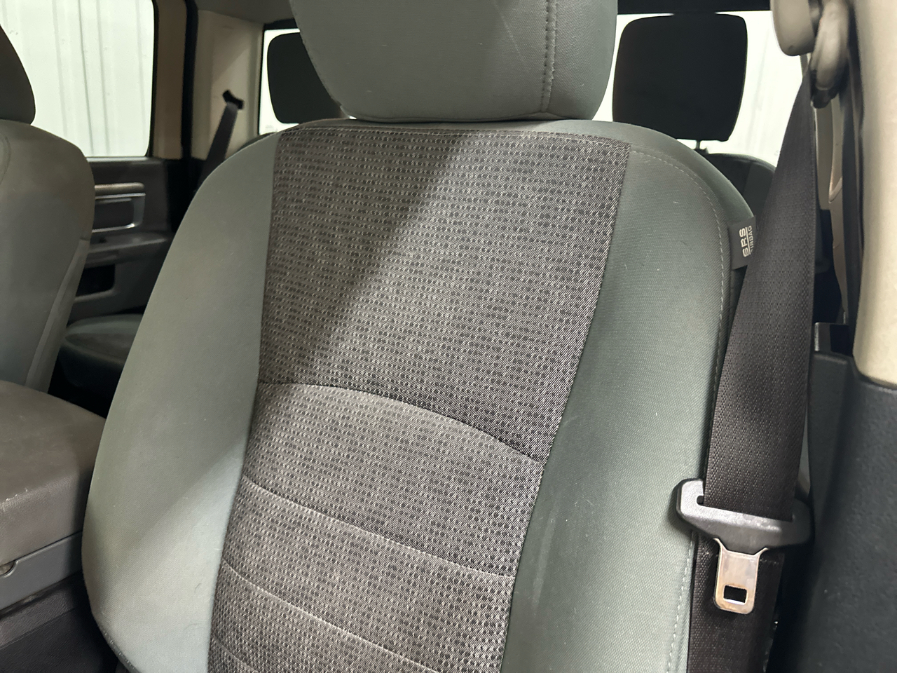 RAM 1500 4WD Crew Cab 140.5" Big Horn 2014 RAM 1500 4WD Crew Cab 140.5" Big Horn 2014