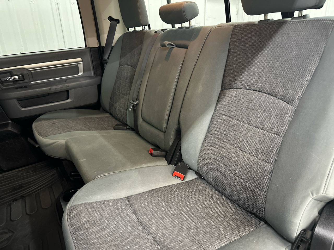 RAM 1500 4WD Crew Cab 140.5" Big Horn 2014 RAM 1500 4WD Crew Cab 140.5" Big Horn 2014