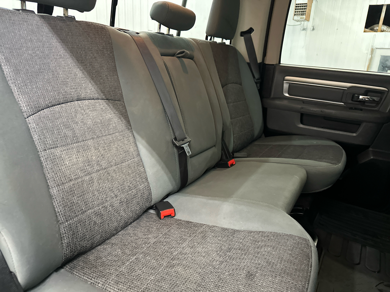 RAM 1500 4WD Crew Cab 140.5" Big Horn 2014 RAM 1500 4WD Crew Cab 140.5" Big Horn 2014