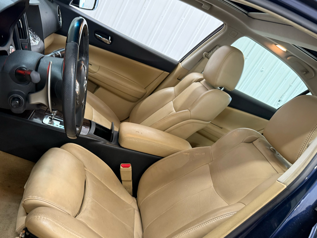 Nissan Maxima 4dr Sdn V6 CVT 3.5 SV w/Premium Pkg 2011 Nissan Maxima 4dr Sdn V6 CVT 3.5 SV w/Premium Pkg 2011