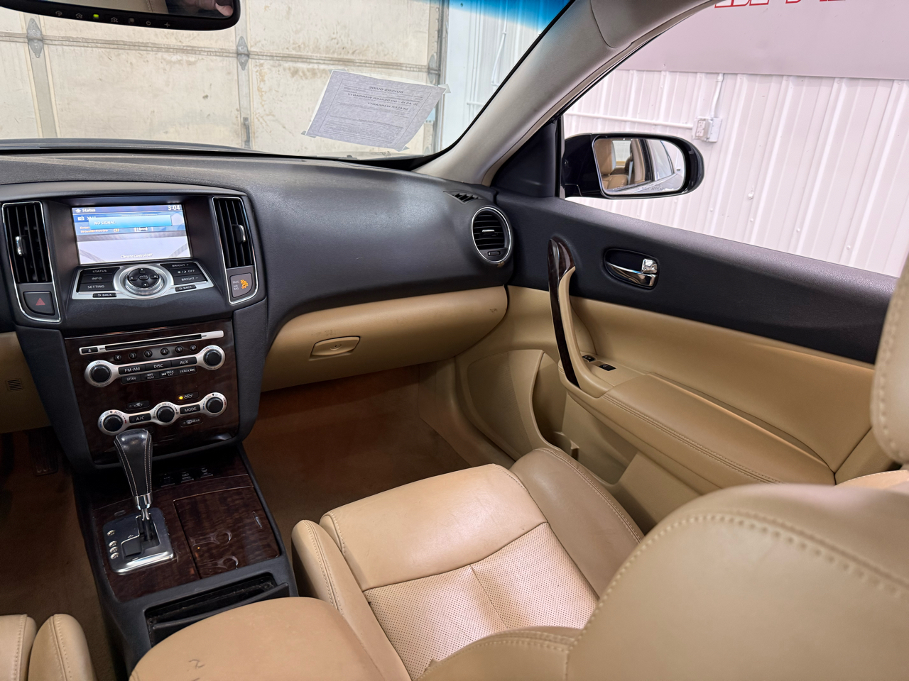 Nissan Maxima 4dr Sdn V6 CVT 3.5 SV w/Premium Pkg 2011 Nissan Maxima 4dr Sdn V6 CVT 3.5 SV w/Premium Pkg 2011