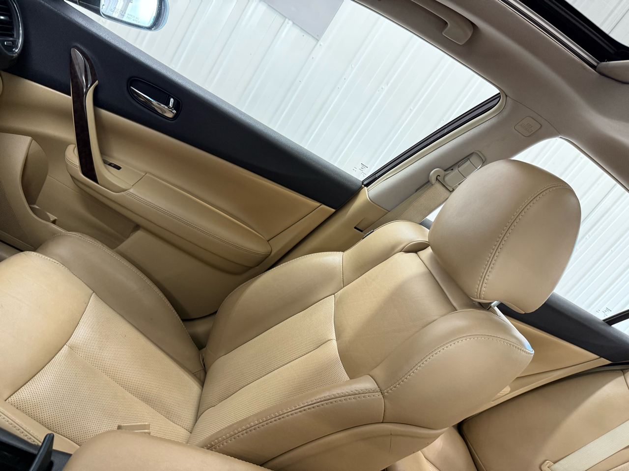 Nissan Maxima 4dr Sdn V6 CVT 3.5 SV w/Premium Pkg 2011 Nissan Maxima 4dr Sdn V6 CVT 3.5 SV w/Premium Pkg 2011