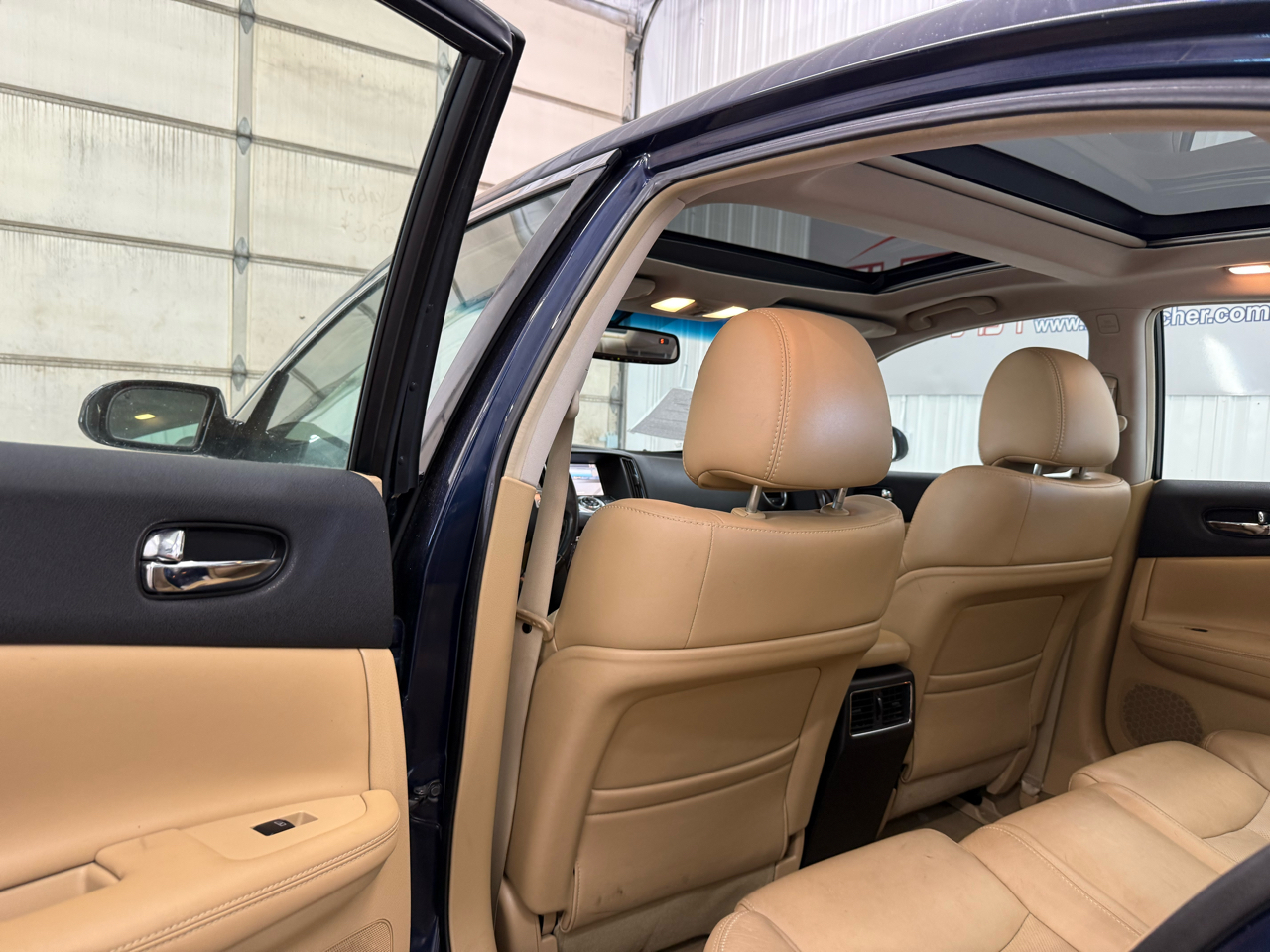 Nissan Maxima 4dr Sdn V6 CVT 3.5 SV w/Premium Pkg 2011 Nissan Maxima 4dr Sdn V6 CVT 3.5 SV w/Premium Pkg 2011