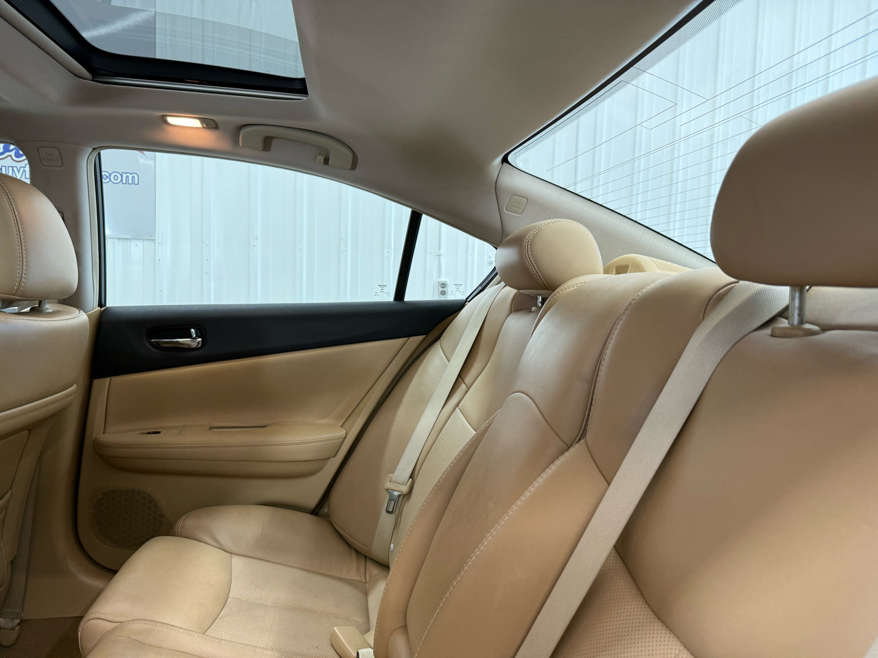 Nissan Maxima 4dr Sdn V6 CVT 3.5 SV w/Premium Pkg 2011 Nissan Maxima 4dr Sdn V6 CVT 3.5 SV w/Premium Pkg 2011