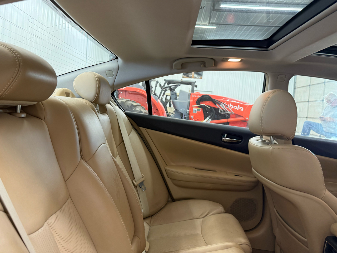 Nissan Maxima 4dr Sdn V6 CVT 3.5 SV w/Premium Pkg 2011 Nissan Maxima 4dr Sdn V6 CVT 3.5 SV w/Premium Pkg 2011