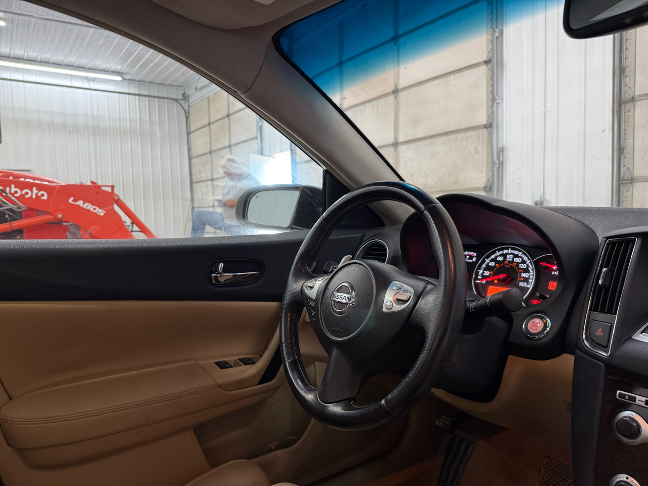 Nissan Maxima 4dr Sdn V6 CVT 3.5 SV w/Premium Pkg 2011 Nissan Maxima 4dr Sdn V6 CVT 3.5 SV w/Premium Pkg 2011