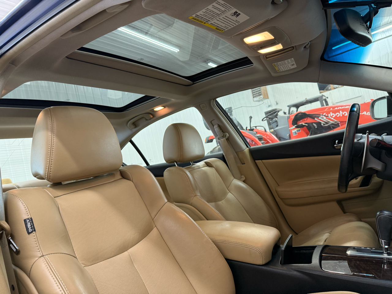 Nissan Maxima 4dr Sdn V6 CVT 3.5 SV w/Premium Pkg 2011 Nissan Maxima 4dr Sdn V6 CVT 3.5 SV w/Premium Pkg 2011