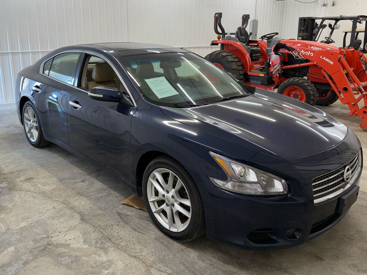 Nissan Maxima 4dr Sdn V6 CVT 3.5 SV w/Premium Pkg 2011 Nissan Maxima 4dr Sdn V6 CVT 3.5 SV w/Premium Pkg 2011