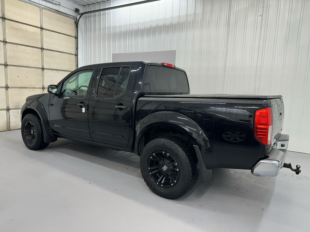 Nissan Frontier 4WD Crew Cab SWB Auto SE 2010 Nissan Frontier 4WD Crew Cab SWB Auto SE 2010