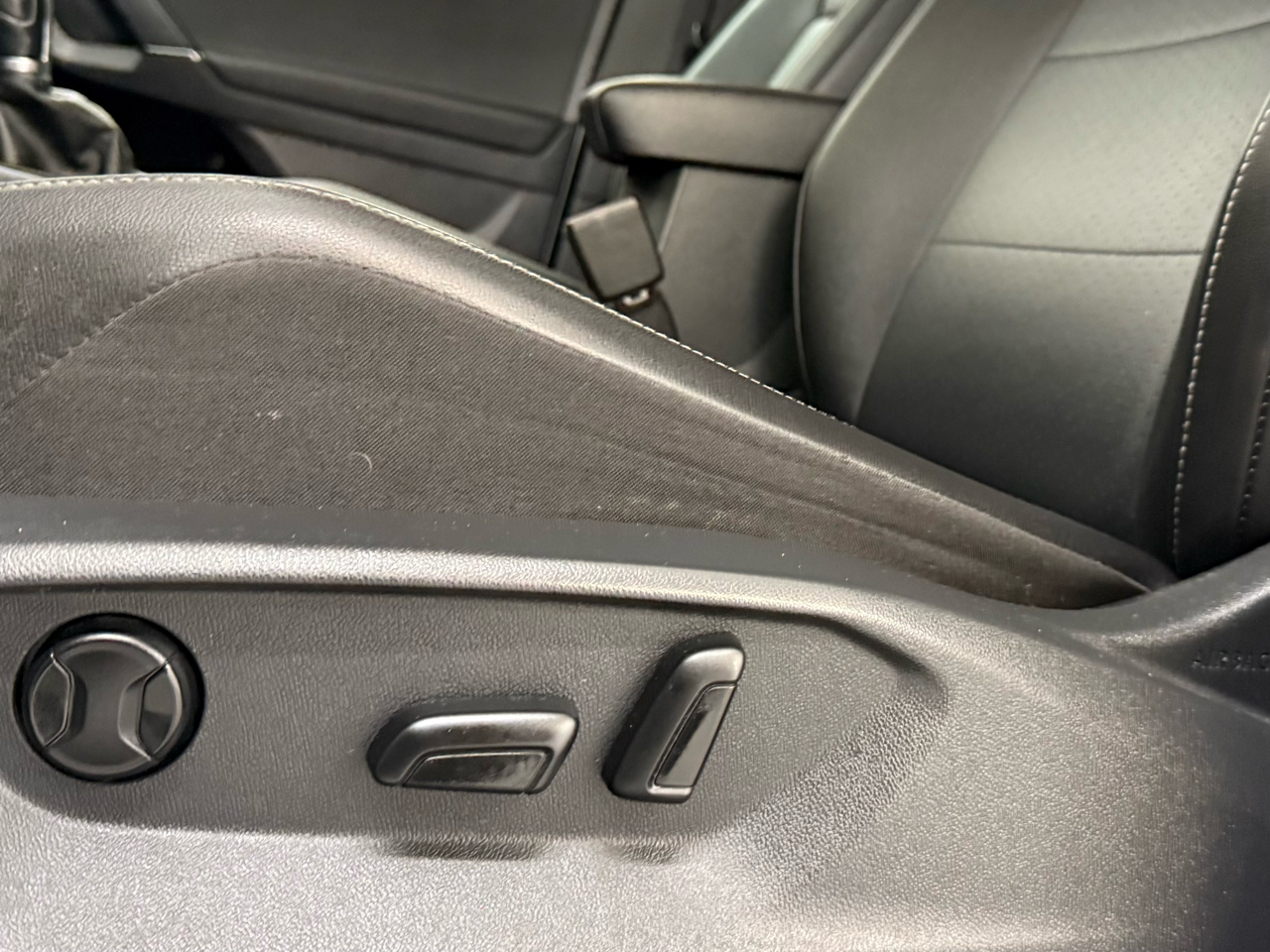 Volkswagen Tiguan 2.0T SE 4MOTION 2018 Volkswagen Tiguan 2.0T SE 4MOTION 2018