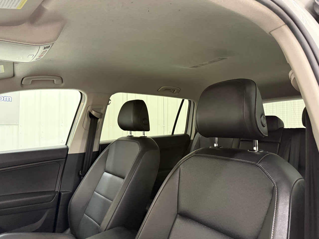 Volkswagen Tiguan 2.0T SE 4MOTION 2018 Volkswagen Tiguan 2.0T SE 4MOTION 2018