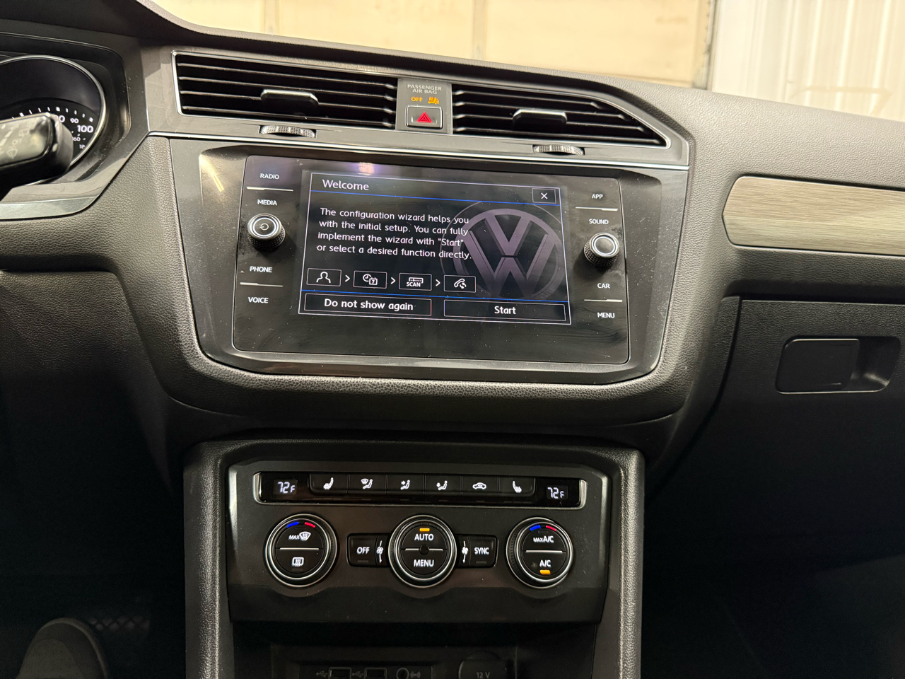 Volkswagen Tiguan 2.0T SE 4MOTION 2018 Volkswagen Tiguan 2.0T SE 4MOTION 2018