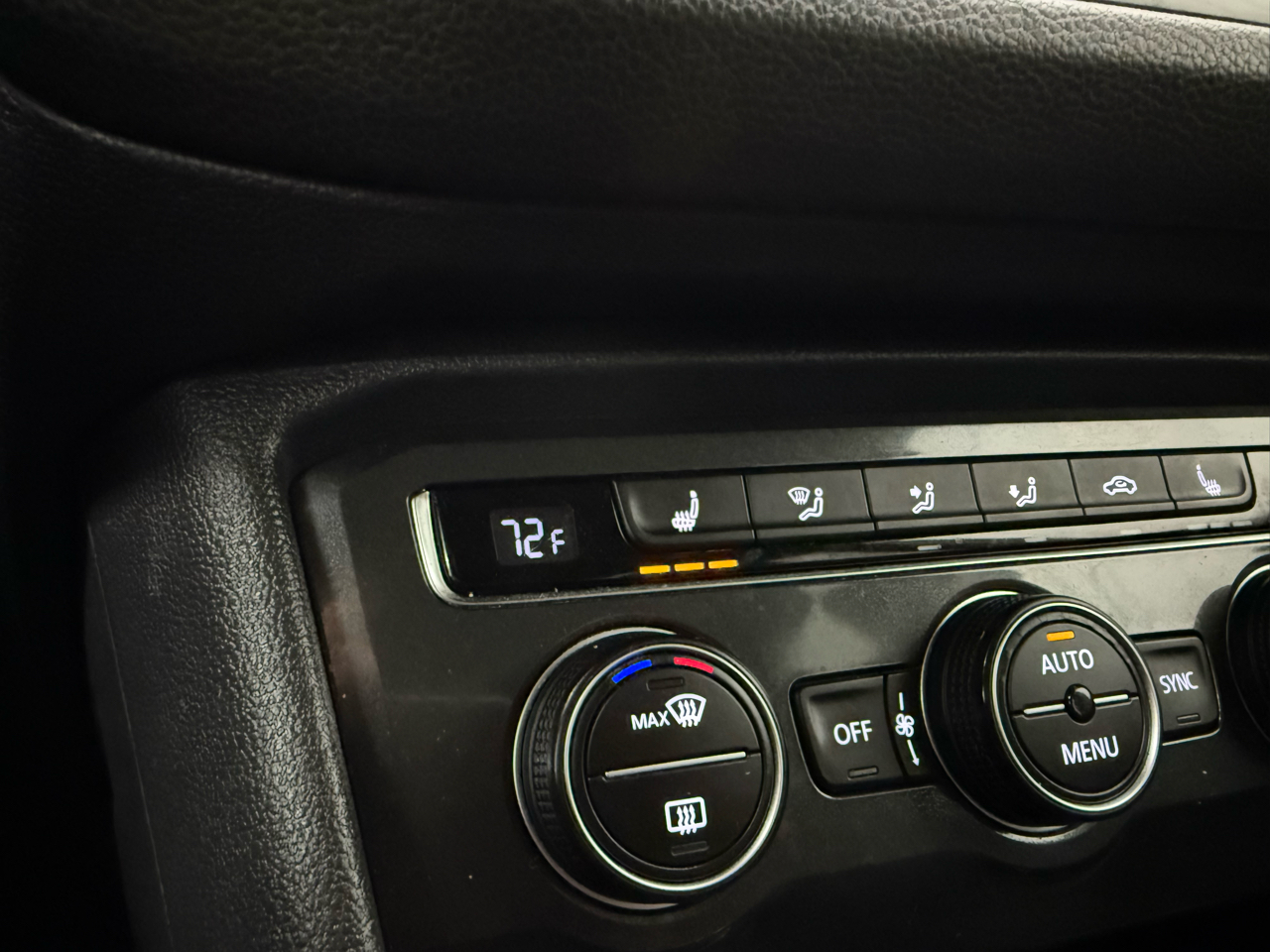 Volkswagen Tiguan 2.0T SE 4MOTION 2018 Volkswagen Tiguan 2.0T SE 4MOTION 2018