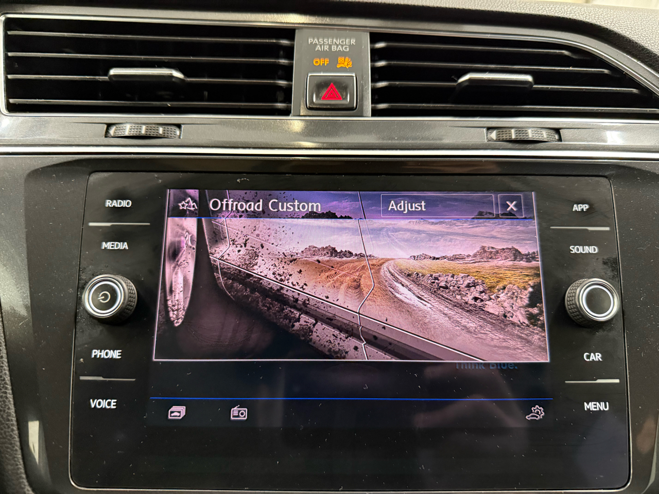 Volkswagen Tiguan 2.0T SE 4MOTION 2018 Volkswagen Tiguan 2.0T SE 4MOTION 2018