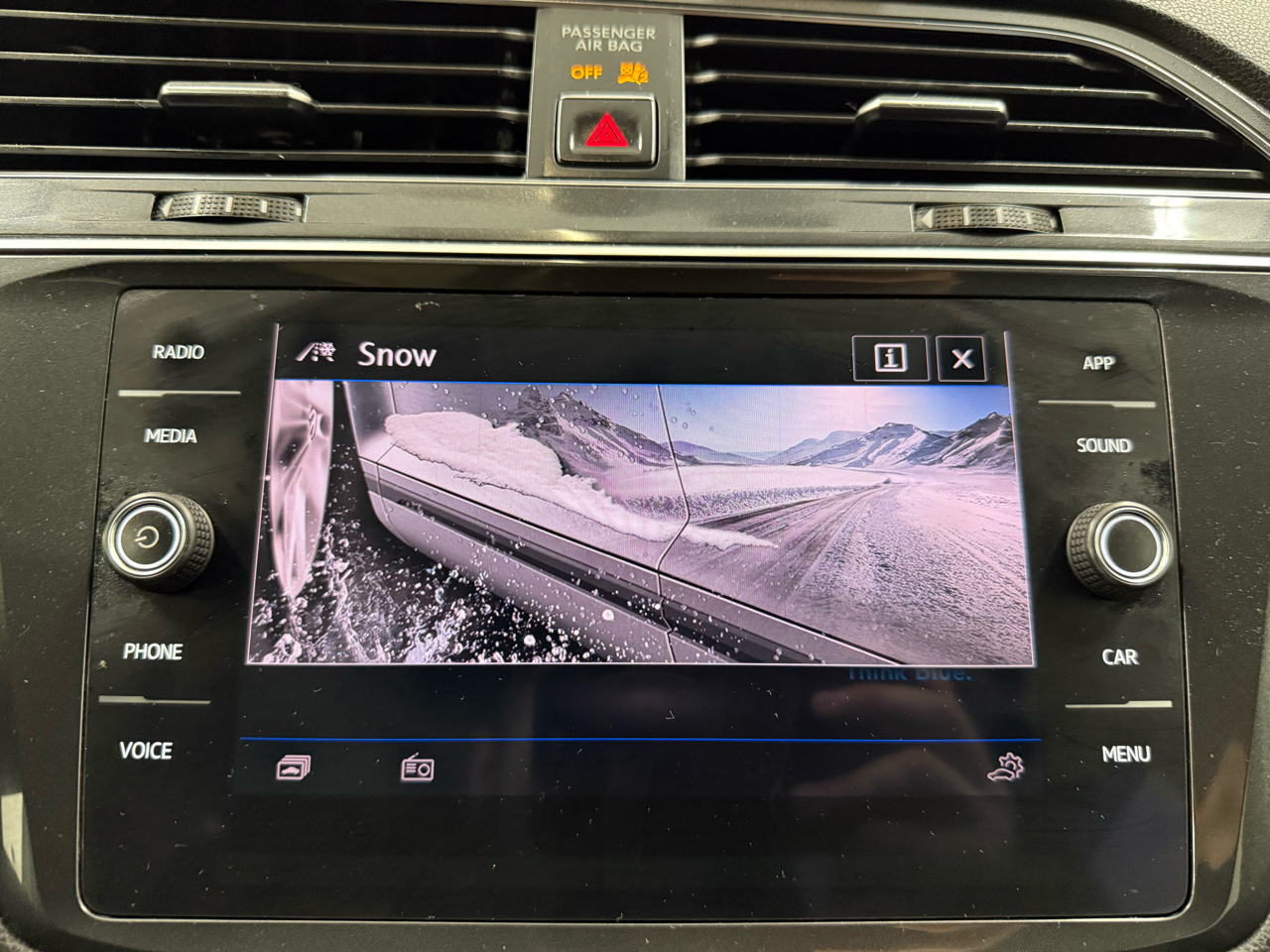 Volkswagen Tiguan 2.0T SE 4MOTION 2018 Volkswagen Tiguan 2.0T SE 4MOTION 2018