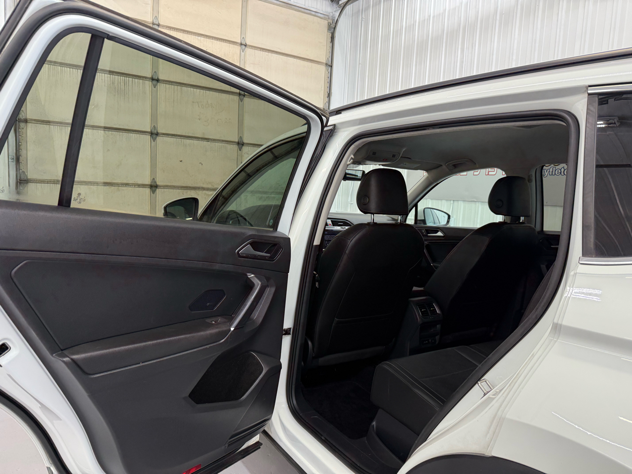 Volkswagen Tiguan 2.0T SE 4MOTION 2018 Volkswagen Tiguan 2.0T SE 4MOTION 2018