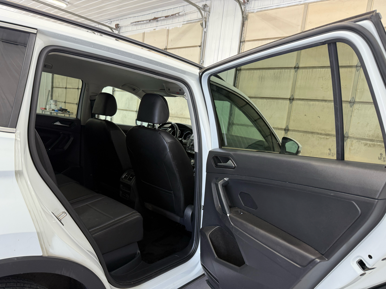 Volkswagen Tiguan 2.0T SE 4MOTION 2018 Volkswagen Tiguan 2.0T SE 4MOTION 2018