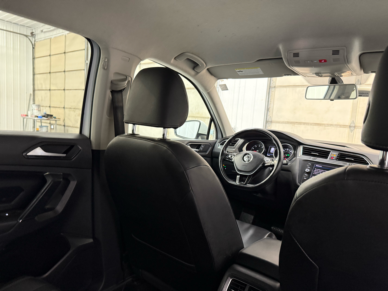 Volkswagen Tiguan 2.0T SE 4MOTION 2018 Volkswagen Tiguan 2.0T SE 4MOTION 2018