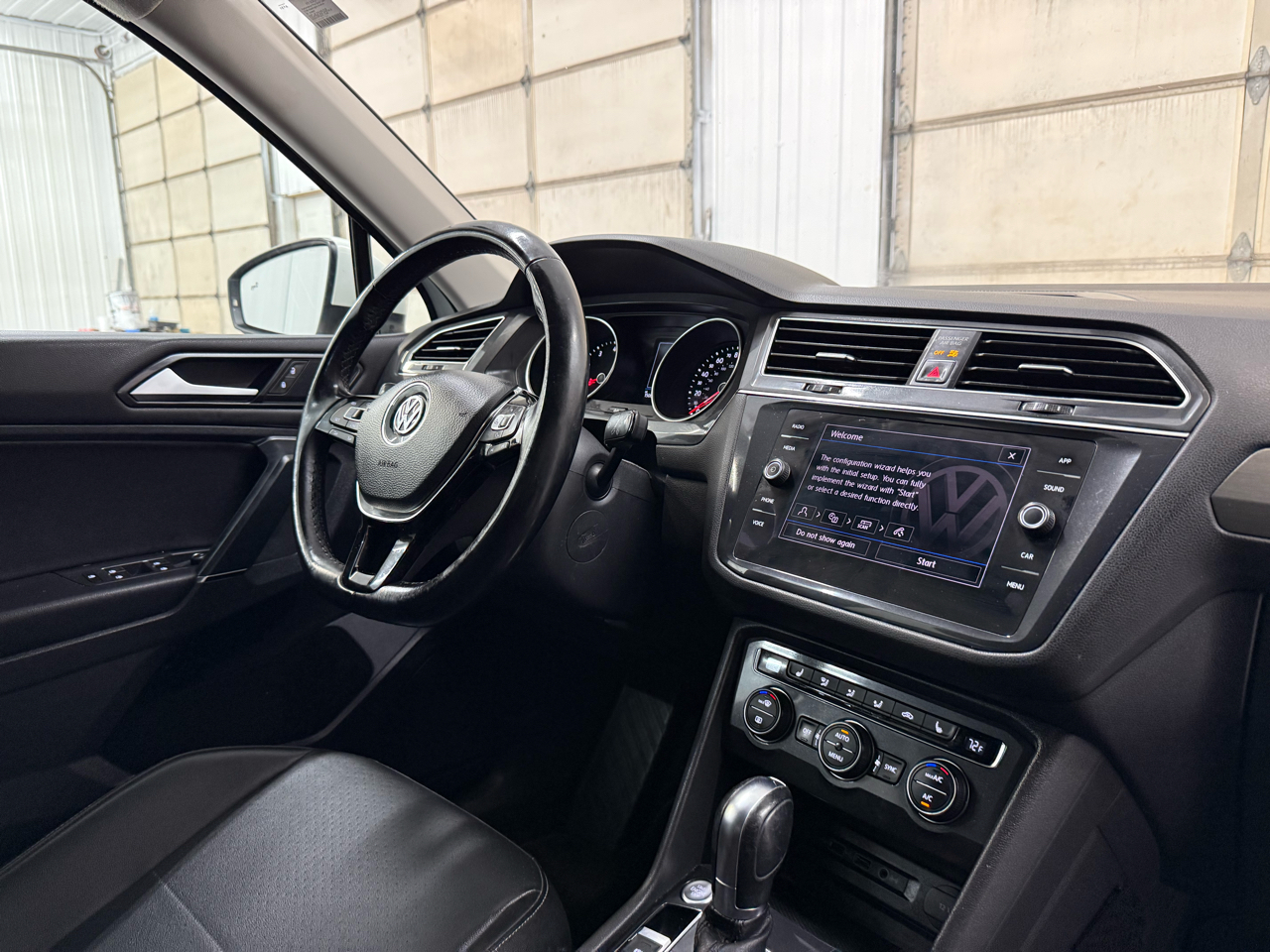 Volkswagen Tiguan 2.0T SE 4MOTION 2018 Volkswagen Tiguan 2.0T SE 4MOTION 2018