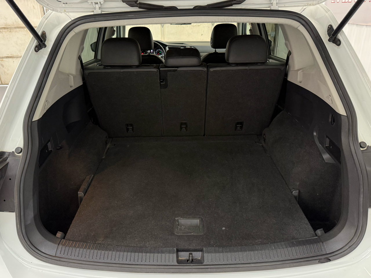 Volkswagen Tiguan 2.0T SE 4MOTION 2018 Volkswagen Tiguan 2.0T SE 4MOTION 2018