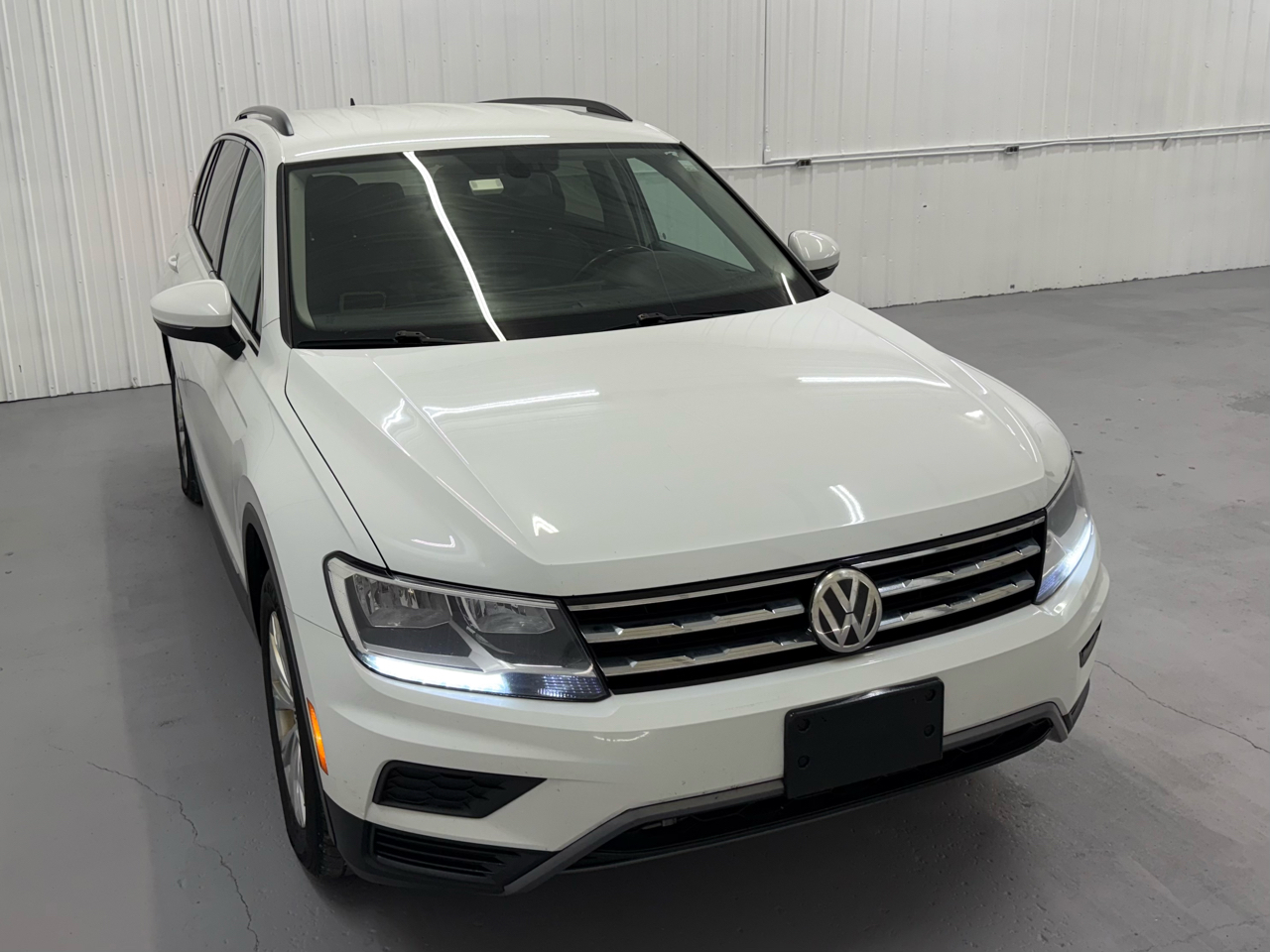 Volkswagen Tiguan 2.0T SE 4MOTION 2018 Volkswagen Tiguan 2.0T SE 4MOTION 2018
