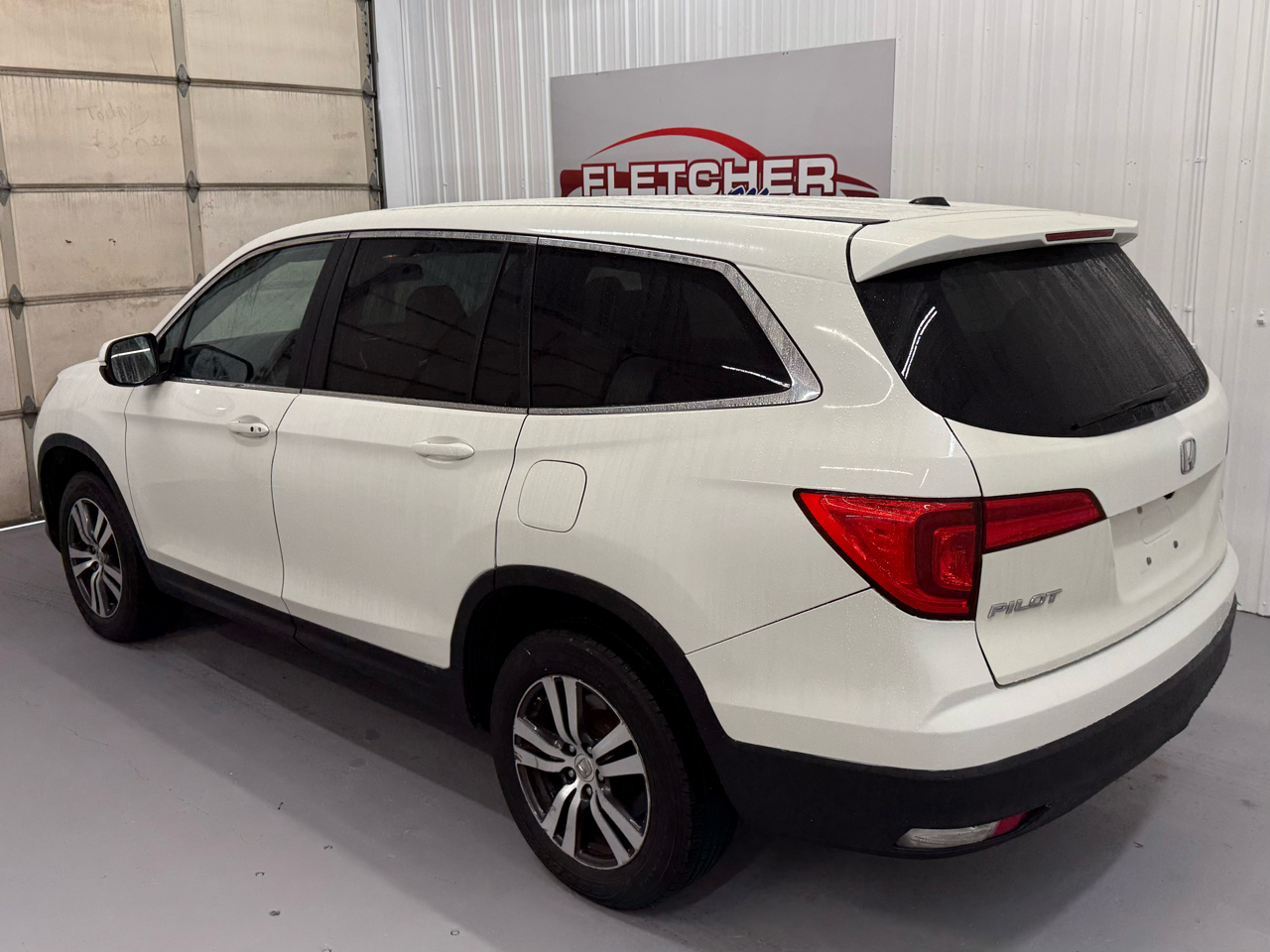 Honda Pilot AWD 4dr EX-L w/Navi 2016 Honda Pilot AWD 4dr EX-L w/Navi 2016