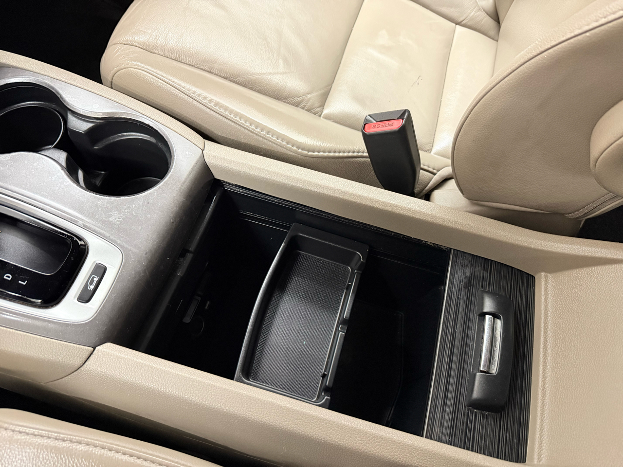 Honda Pilot AWD 4dr EX-L w/Navi 2016 Honda Pilot AWD 4dr EX-L w/Navi 2016