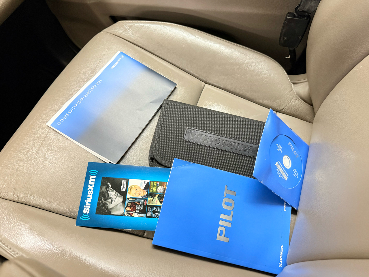 Honda Pilot AWD 4dr EX-L w/Navi 2016 Honda Pilot AWD 4dr EX-L w/Navi 2016