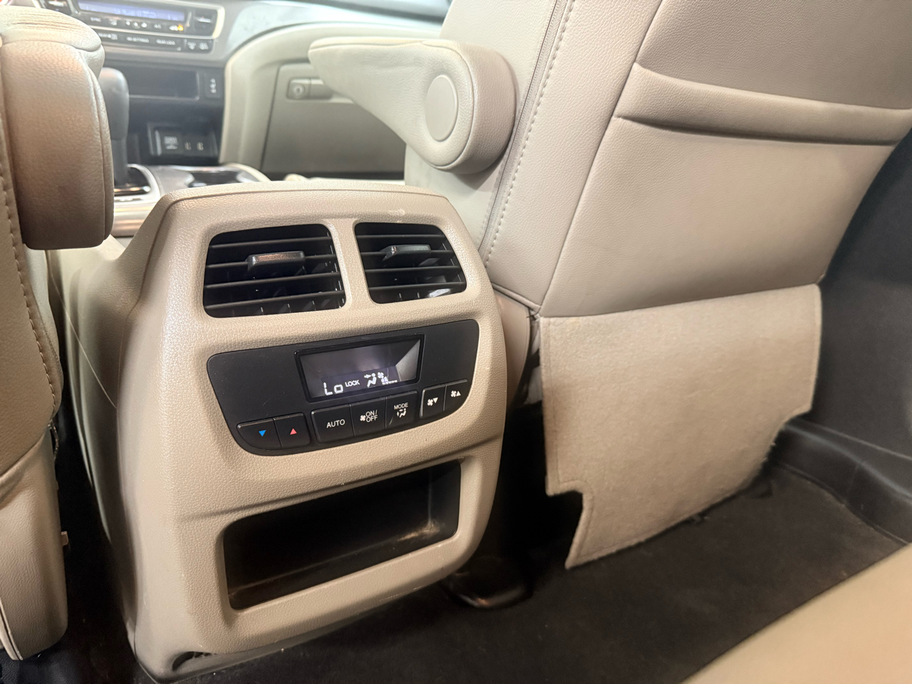 Honda Pilot AWD 4dr EX-L w/Navi 2016 Honda Pilot AWD 4dr EX-L w/Navi 2016