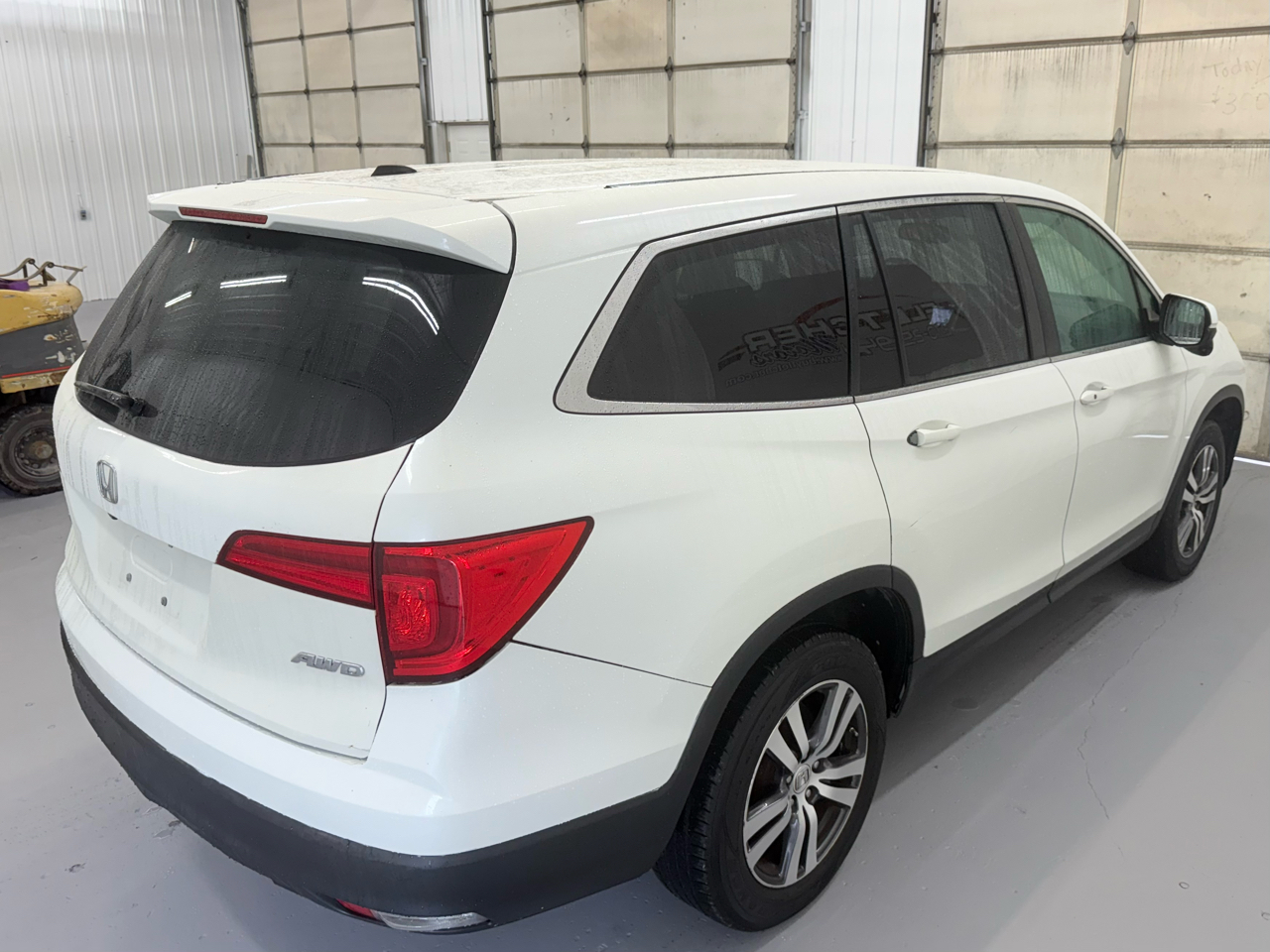 Honda Pilot AWD 4dr EX-L w/Navi 2016 Honda Pilot AWD 4dr EX-L w/Navi 2016