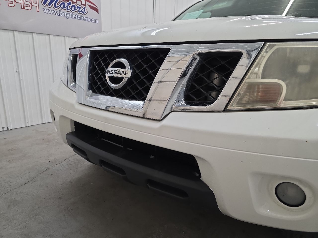 Nissan Frontier 2WD Crew Cab LWB Auto SV 2016