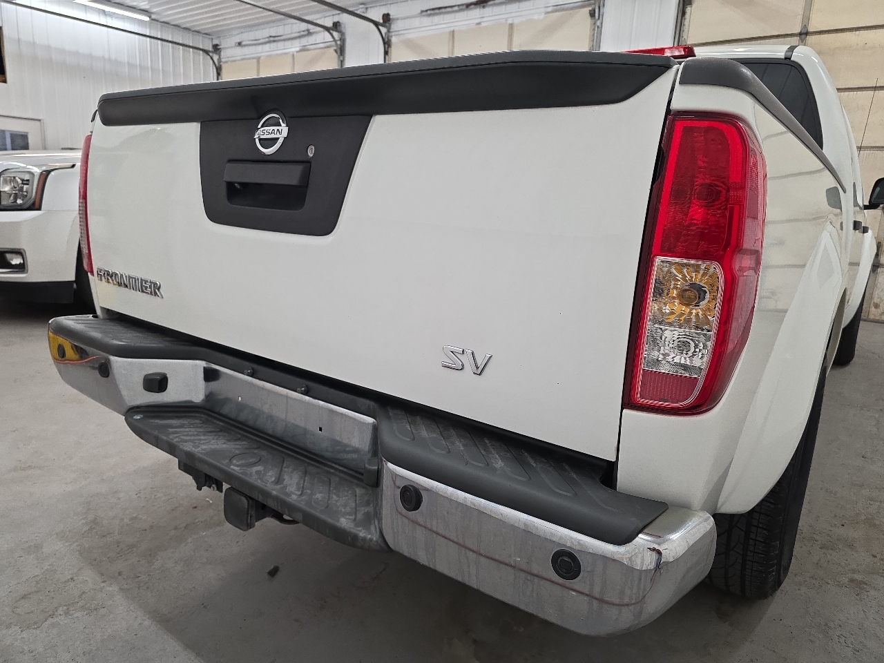 Nissan Frontier 2WD Crew Cab LWB Auto SV 2016