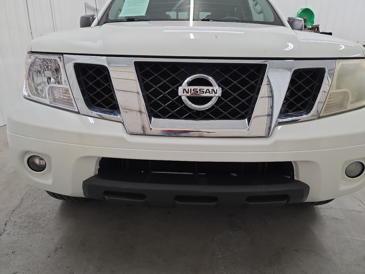 Nissan Frontier 2WD Crew Cab LWB Auto SV 2016