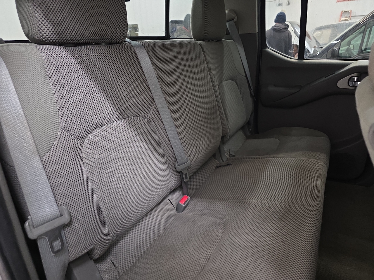 Nissan Frontier 4WD Crew Cab SWB Auto SV 2014