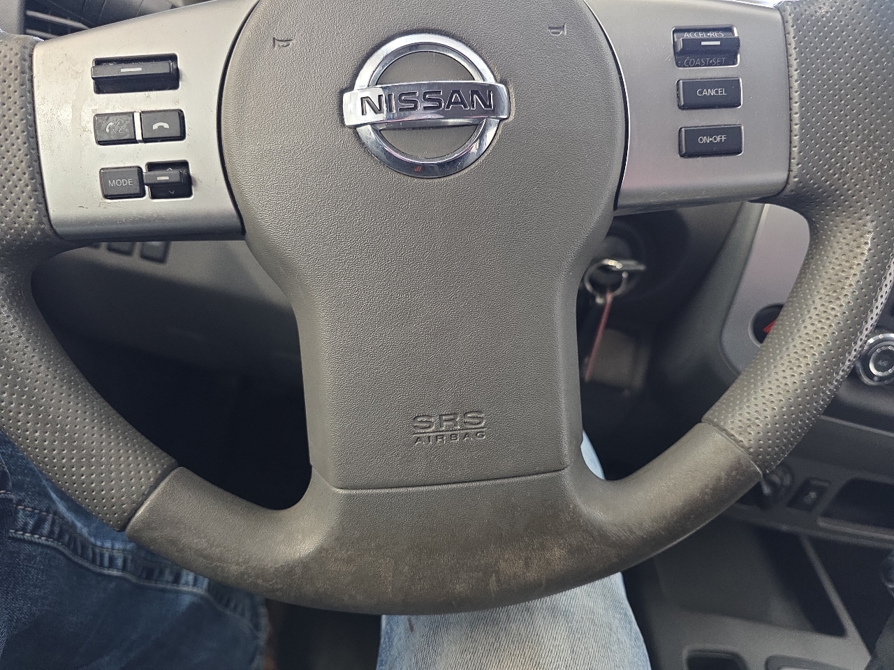 Nissan Frontier 4WD Crew Cab SWB Auto SV 2014